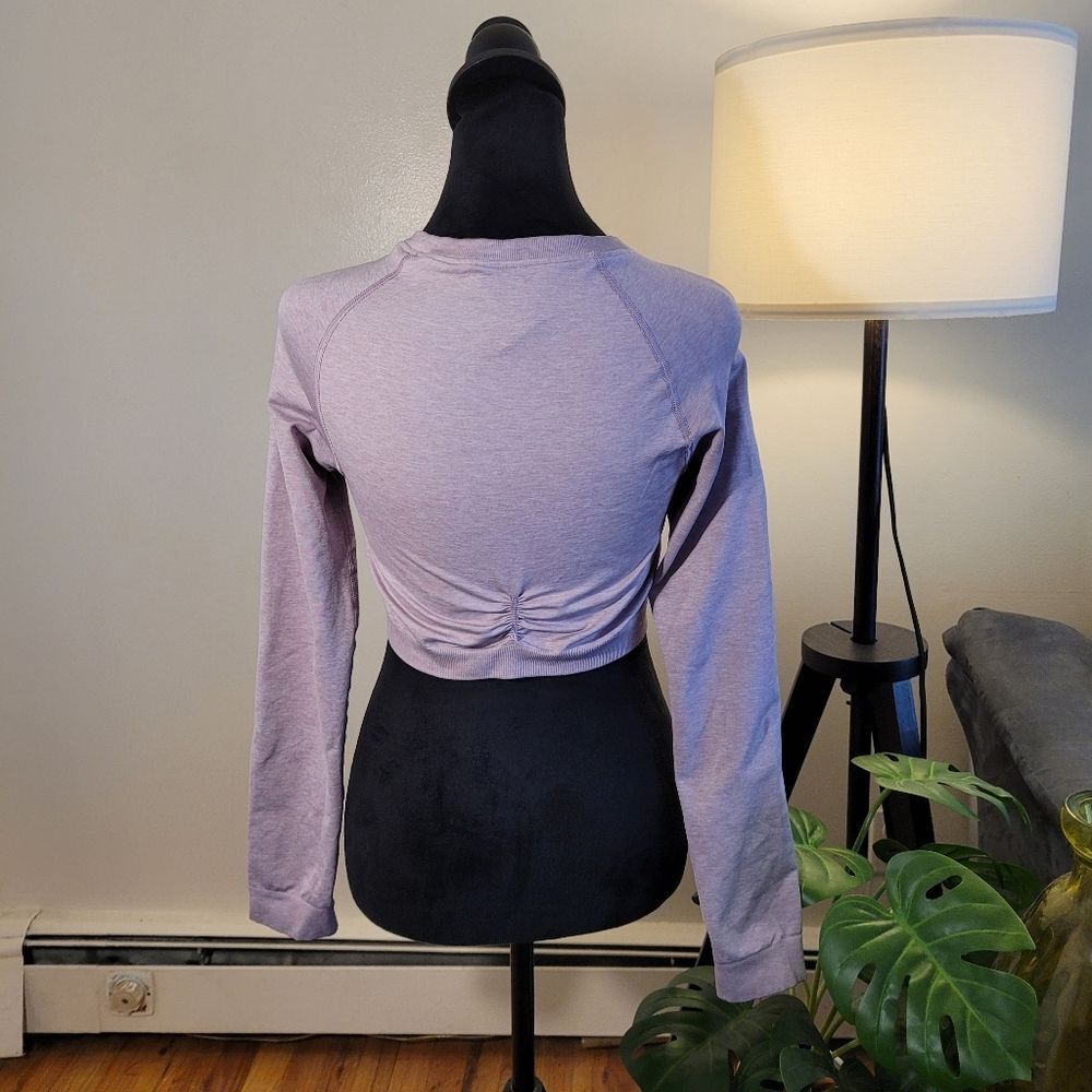Gymshark Women's Long Sleeve Crop Top - Light Purple Size Medium EUC - Picture 5 of 14